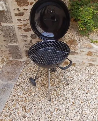 Casa vacanze De La Fecleval 6 Personnes Proche Puy Dufou