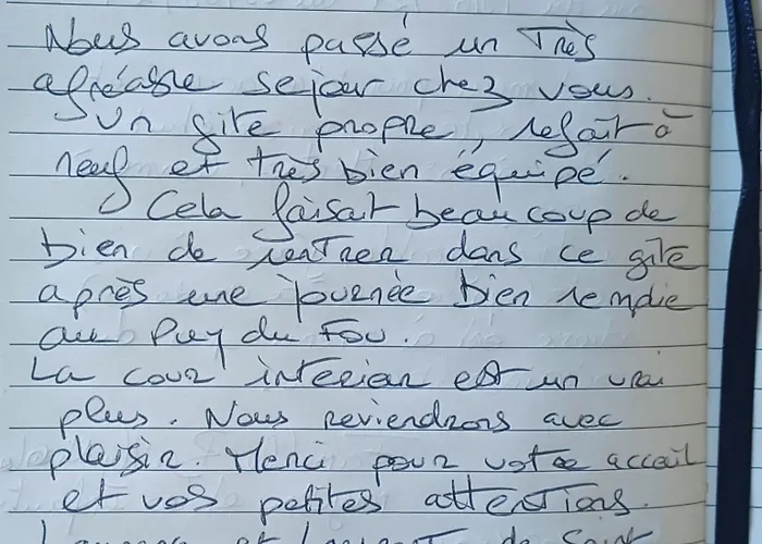 Casa vacanze De La Fecleval 6 Personnes Proche Puy Dufou *